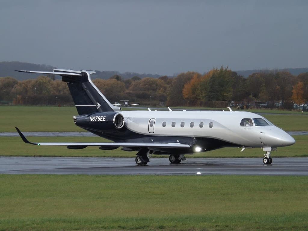 Legacy 500 exterior