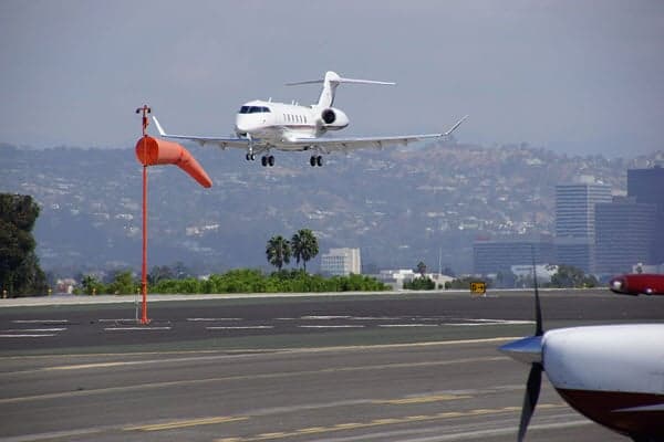 Aircraft approaching the runway at Santa Monica Airport